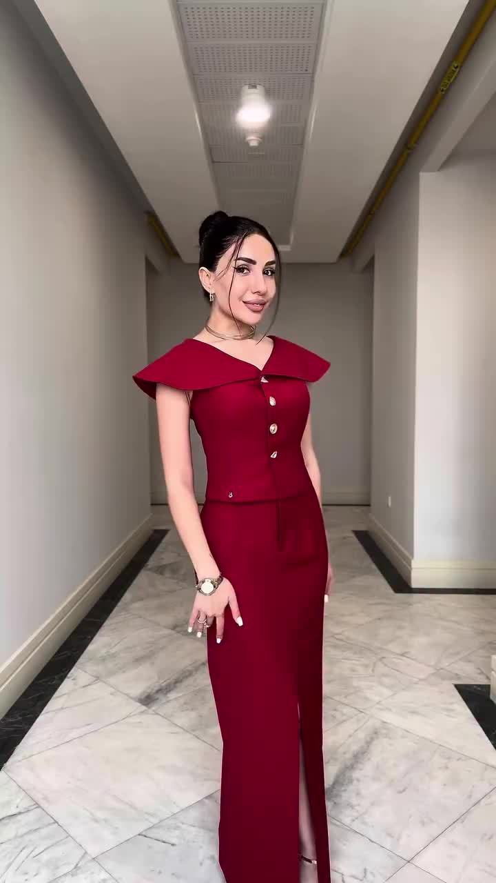 Chic Women's Workwear Set