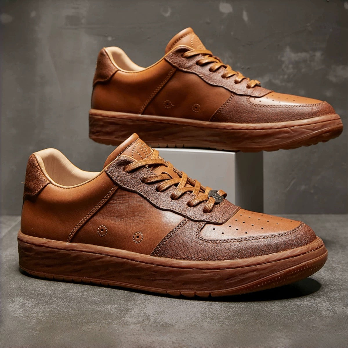 Handcrafted Vintage Niche Horsehide Design Casual Classic Skate Shoes