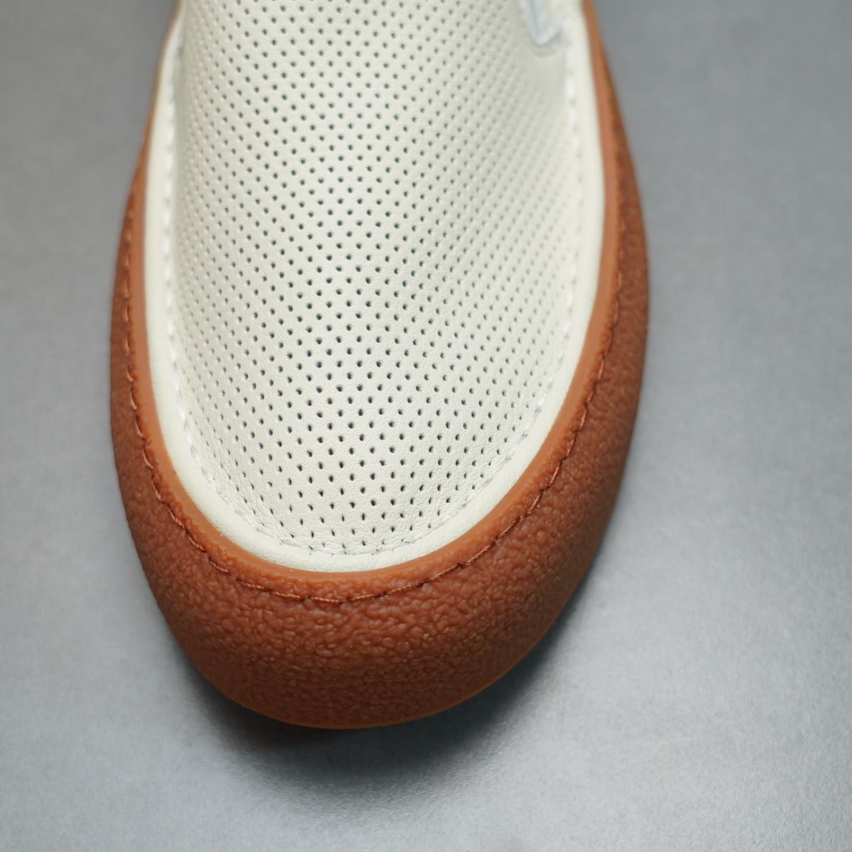 Handcrafted Vintage Minimalist Fashionable Versatile Lace-Up Casual Sneakers