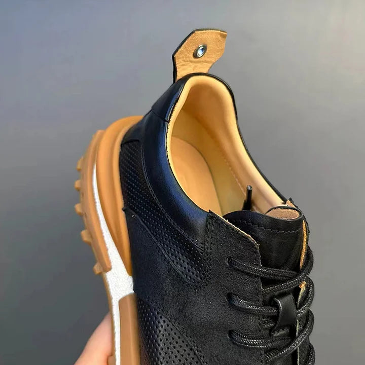 Handcrafted Vintage Horsehide Breathable Lightweight Soft Sole Height-Enhancing Athletic Versatile Holiday Casual Non-Slip Running Shoes