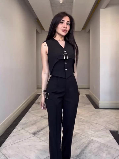Fashion Sleeveless V-Neck Pantsuit