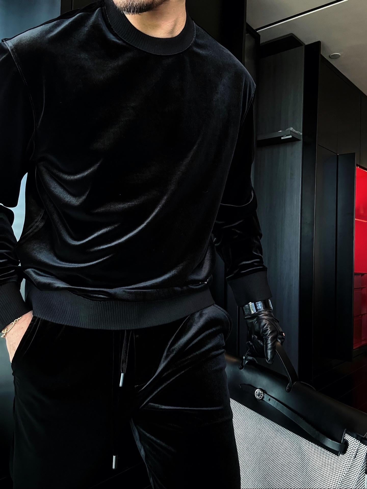 Black Velvet Slightly Wide-Leg Long-Sleeve Crewneck Sweatshirt Set