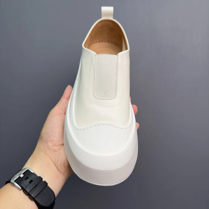 Handcrafted Vintage Slip-On Fashionable Low-Top Sneakers