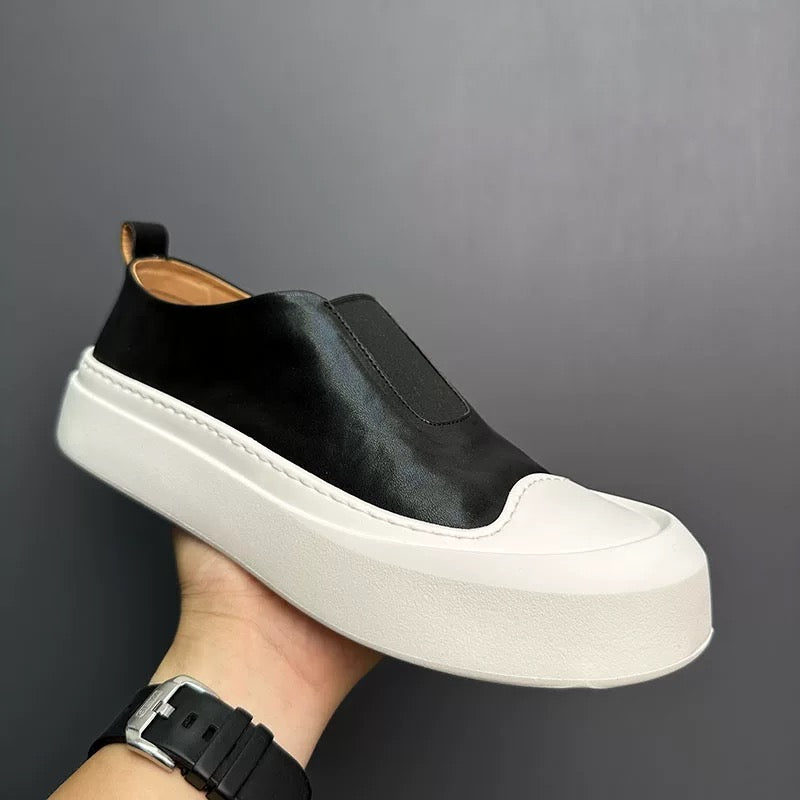 Handcrafted Vintage Slip-On Fashionable Low-Top Sneakers