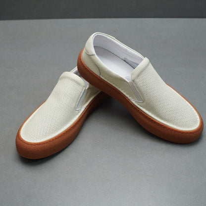 Handcrafted Vintage Minimalist Fashionable Versatile Lace-Up Casual Sneakers