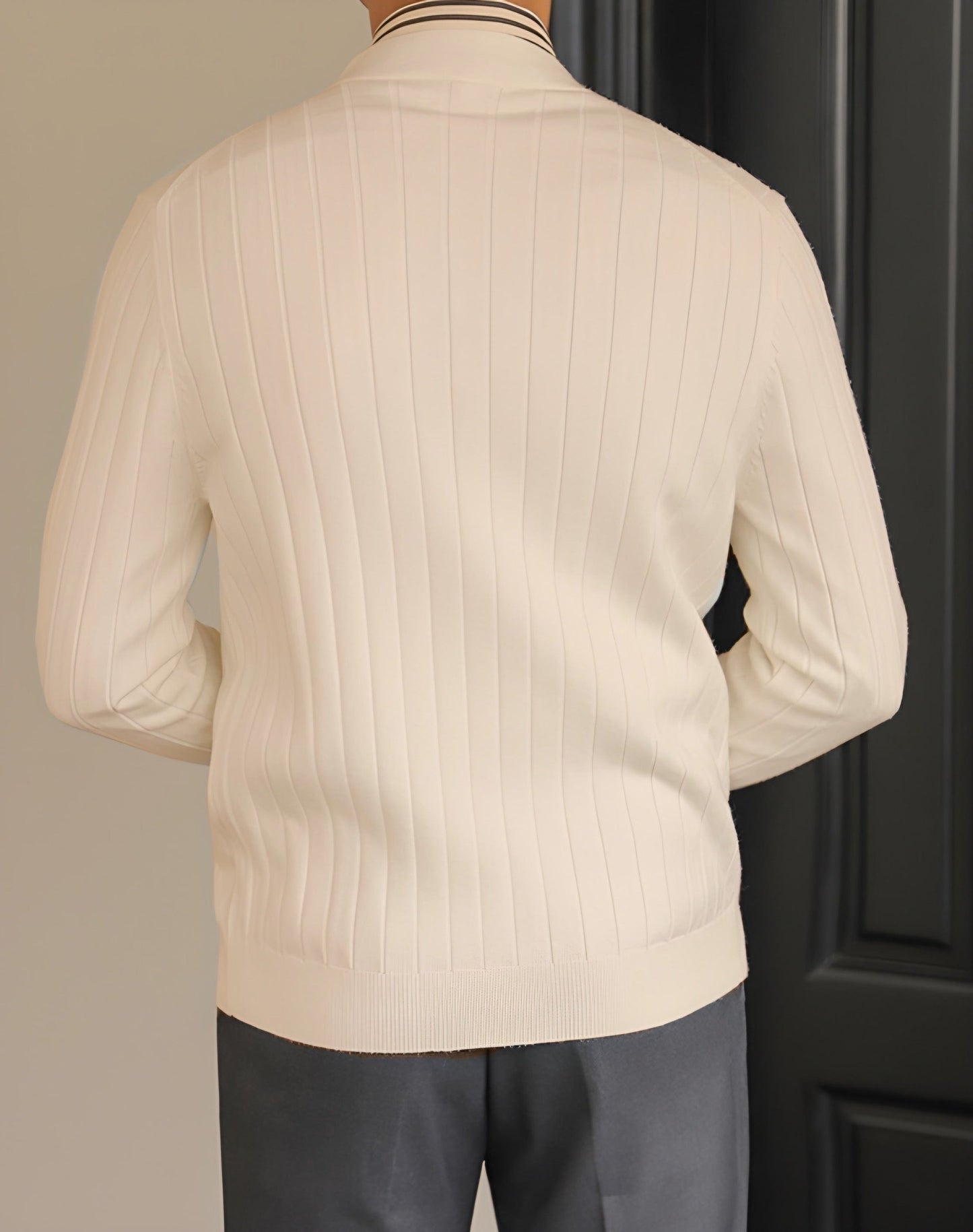 Cozy Knit Cardigan Delight