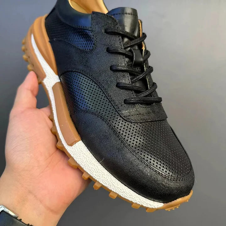 Handcrafted Vintage Horsehide Breathable Lightweight Soft Sole Height-Enhancing Athletic Versatile Holiday Casual Non-Slip Running Shoes