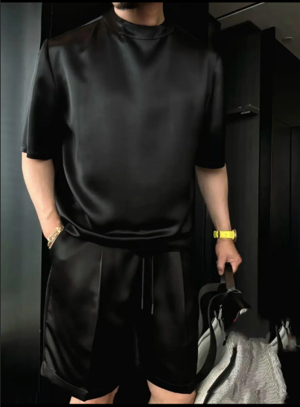 Acetic Acid Minimalist Trend Short-Sleeve Crew Neck Casual T-Shirt and Shorts Set