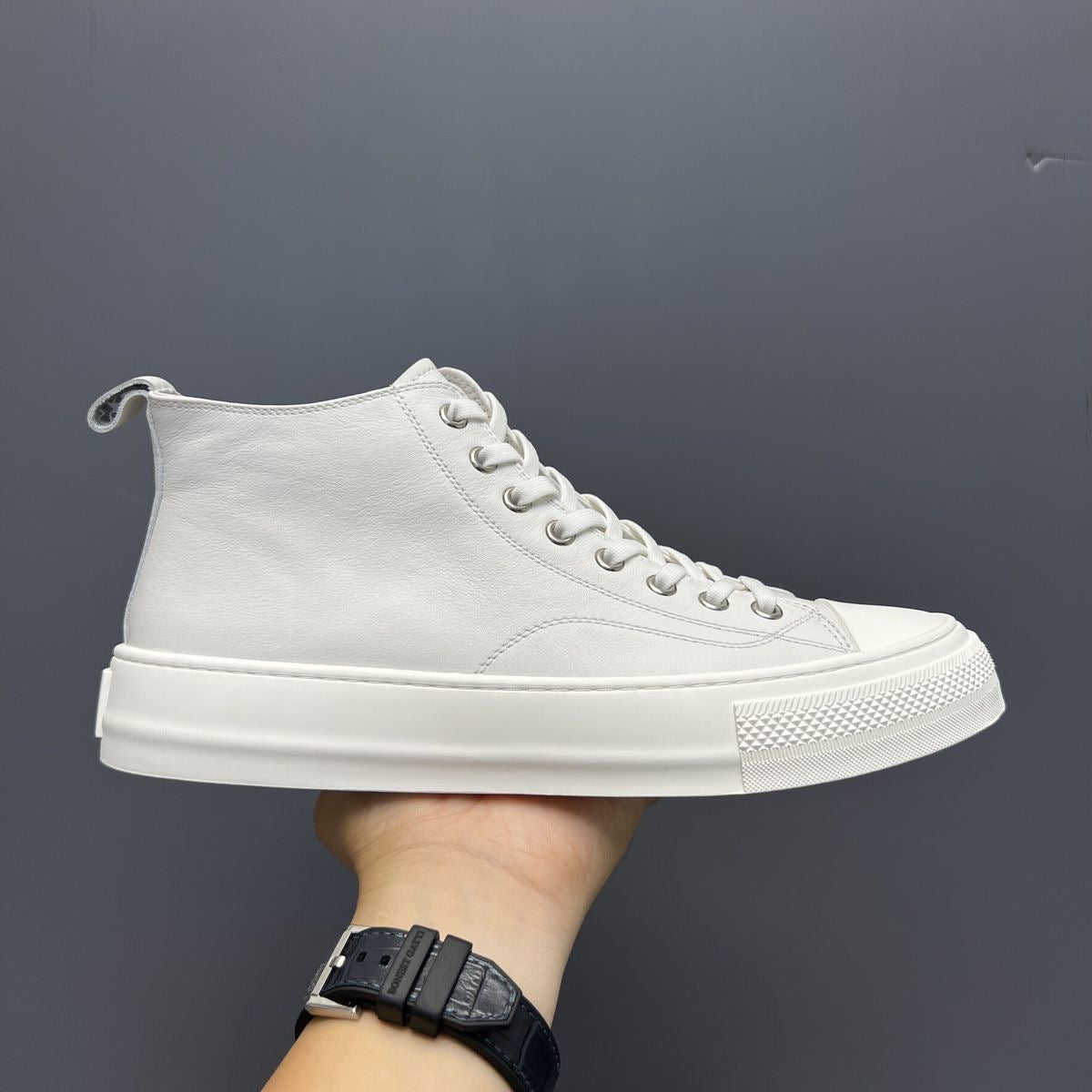 High-top full-grain leather versatile fashion casual chunky-sole sneakers