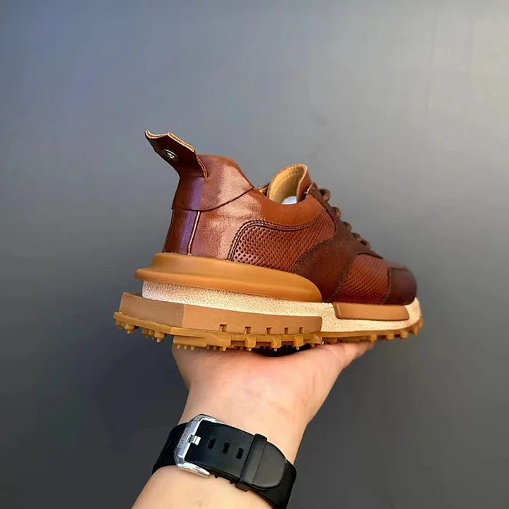 Handcrafted Vintage Horsehide Breathable Lightweight Soft Sole Height-Enhancing Athletic Versatile Holiday Casual Non-Slip Running Shoes
