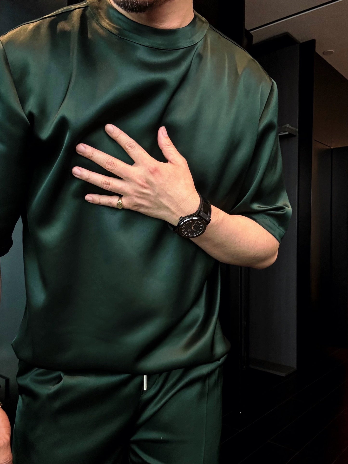 Acetic Acid Minimalist Trend Short-Sleeve Crew Neck Casual T-Shirt and Shorts Set